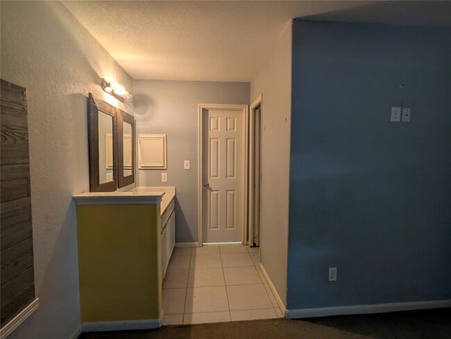Building Photo - 4218 Owens Creek Ln