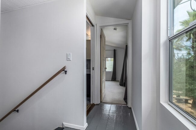 Building Photo - Garfield District 2 Bedroom Townhome | Patio & In-Unit Laundry | Free Rent