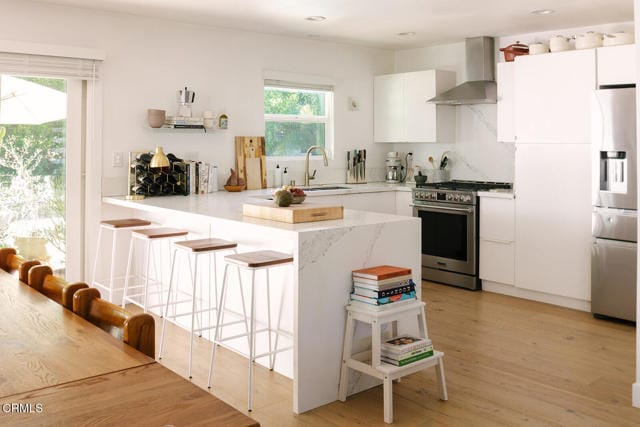 Building Photo - 906 Adelante Ave