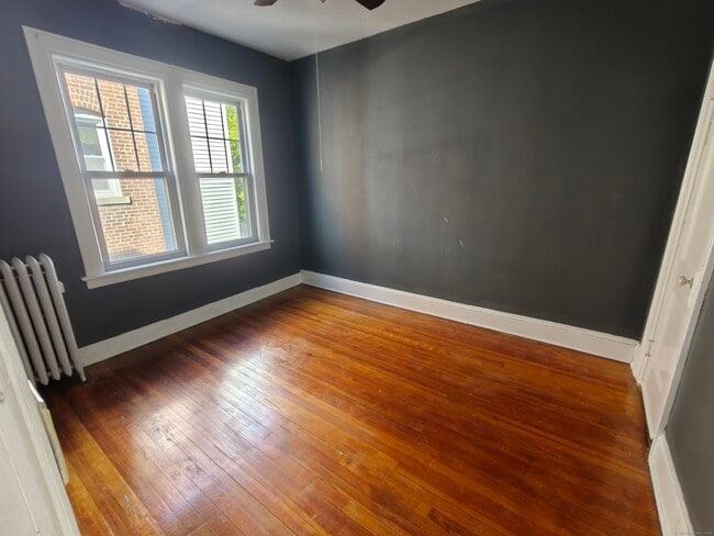 Building Photo - 42 Groton St