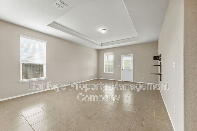 Building Photo - 9523 Bent Tree Holw
