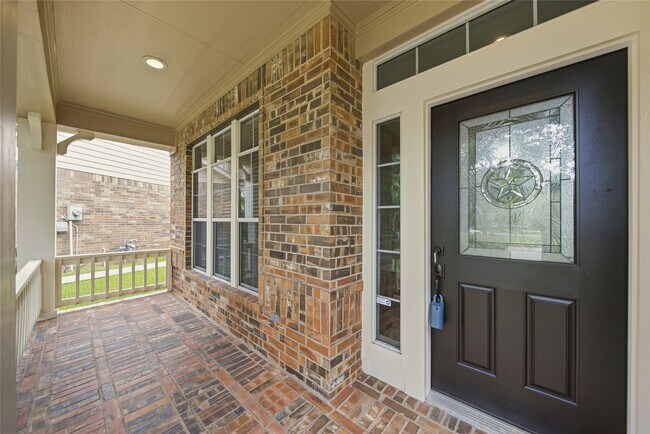 Building Photo - 5531 Cranston Ct