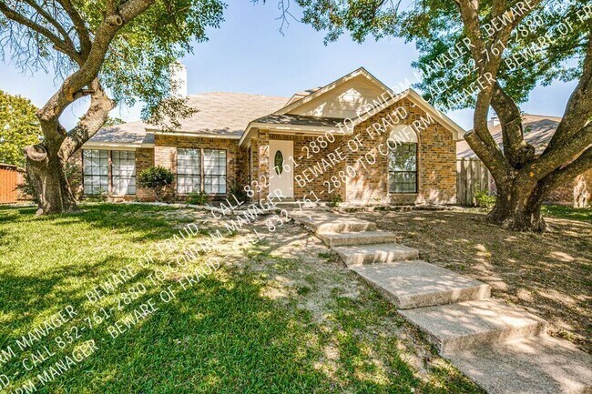 Primary Photo - 8805 Wood Glen Dr