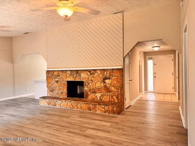 Building Photo - 4124 Huntington Forest Blvd