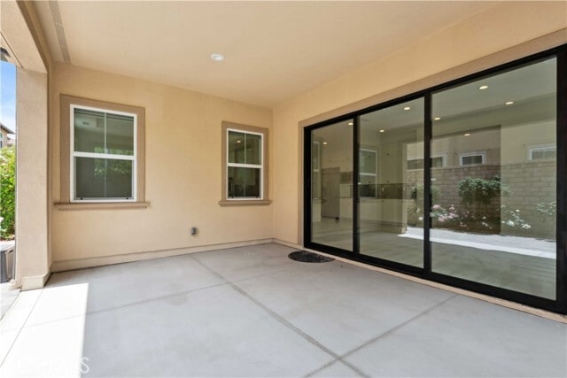 Building Photo - 188 Pinnacle Dr