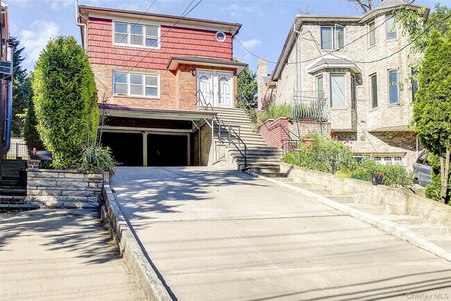 Primary Photo - 71-65 Douglaston Pkwy