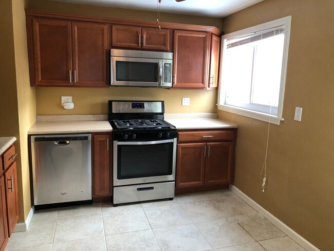 Building Photo - Single Family home in Plum