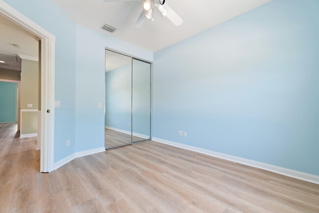 Building Photo - 4526 Illicium Dr