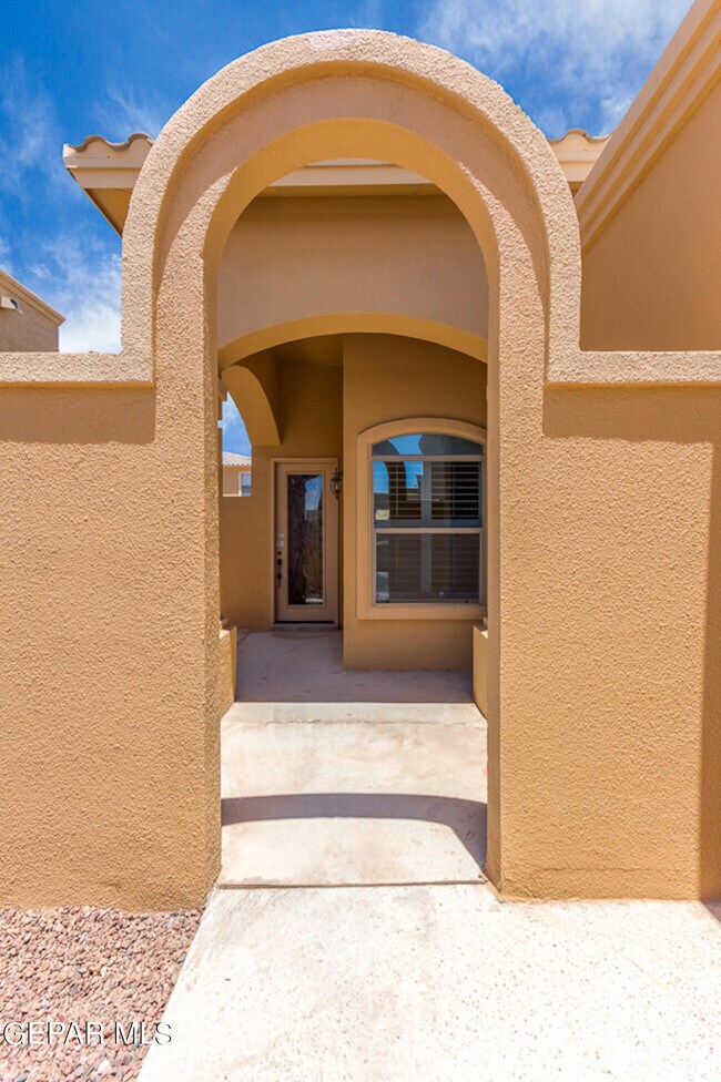 Building Photo - 11673 Sugar Bay Way