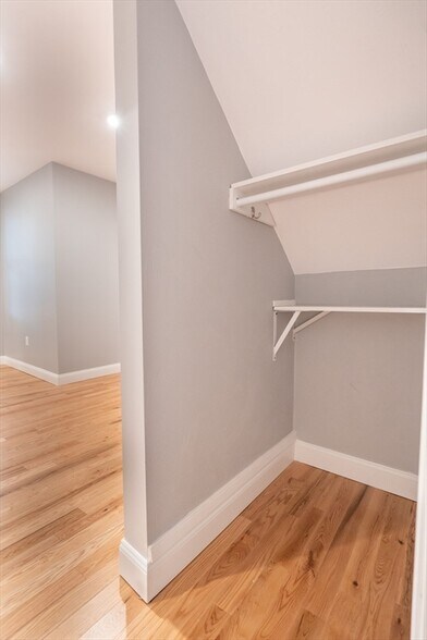 Building Photo - 246 Fayette St