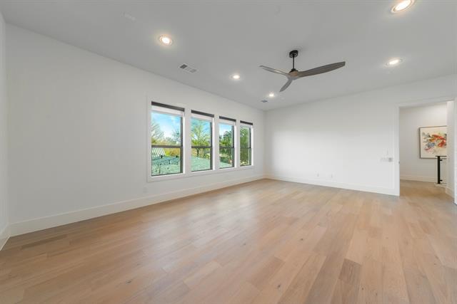 Building Photo - 3311 Regent Dr