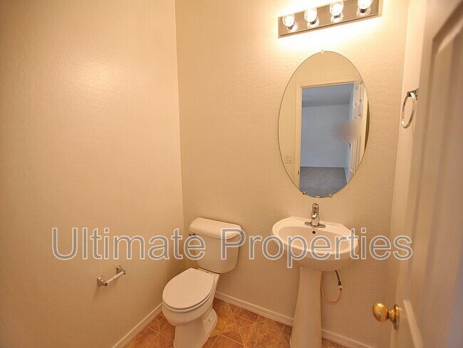 Building Photo - 23913 W Bowker St