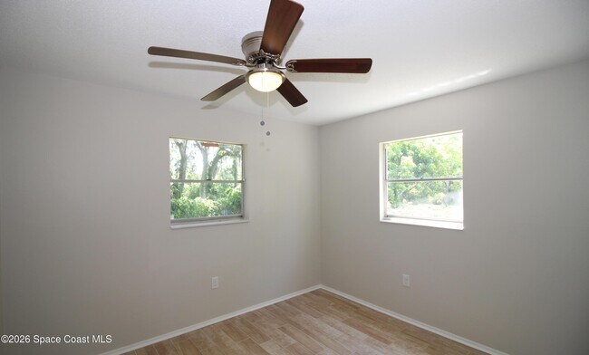 Building Photo - 75 Rivercliff Ln