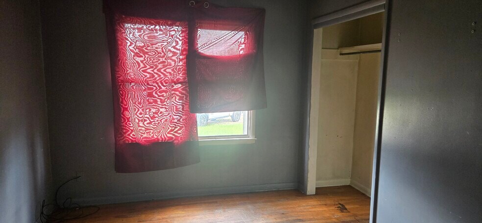 Bedroom - 1721 Austin St