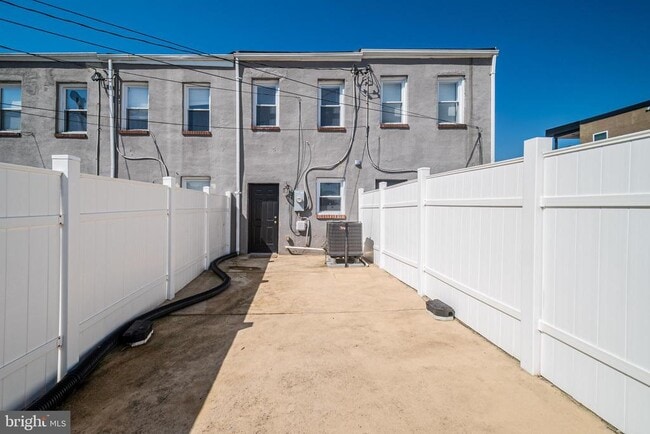 Building Photo - 1107 N Collington Ave
