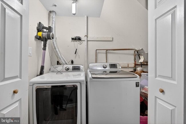 Building Photo - 3818 Early Glow Ln