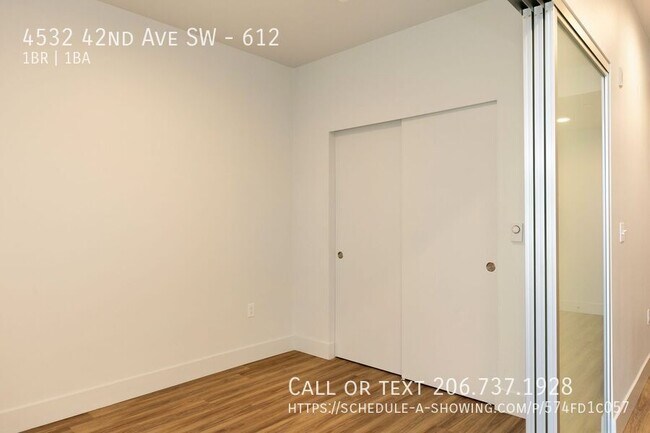 Building Photo - 4532 42nd Ave SW