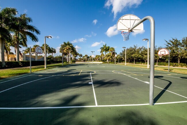 Building Photo - Elegant Lake View Condo in Bella Terra – S...