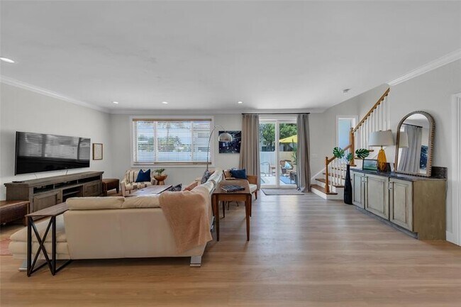 Building Photo - 4601 Bougainvilla Dr