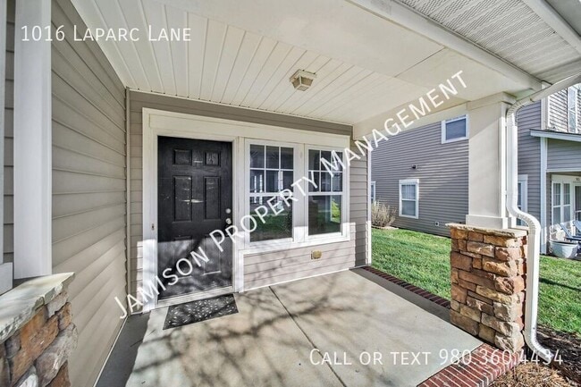 Building Photo - 1016 Laparc Ln