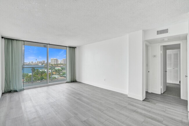 Building Photo - 2841 NE 163rd St