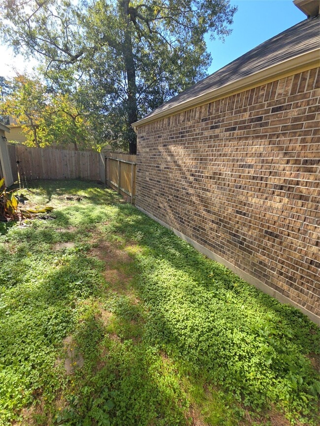 Building Photo - 11231 Glenforest Dr