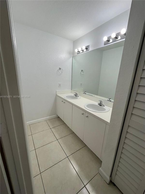 Building Photo - 14162 NW 17th Ave