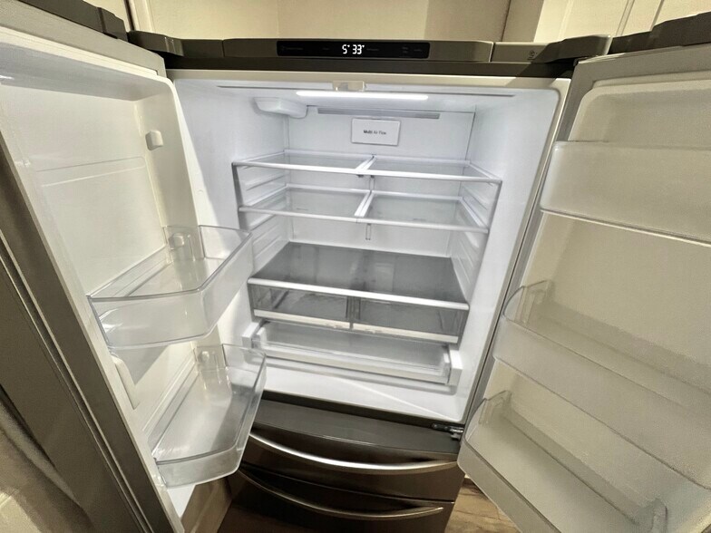 Building Photo - 7618 Pissarro Dr