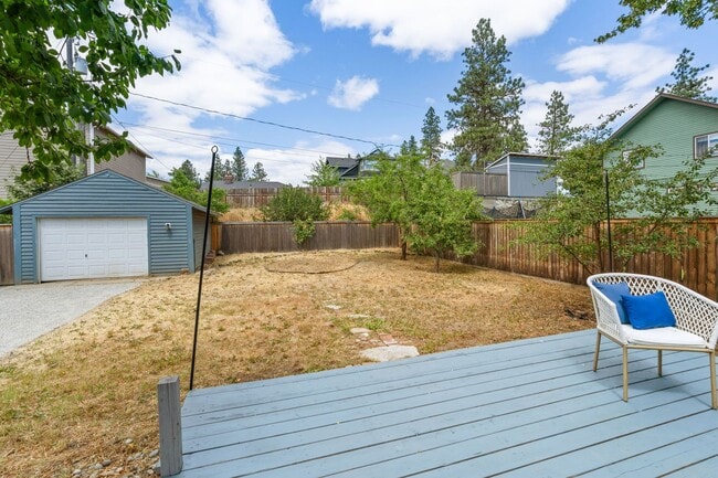 Building Photo - Charming Home in Spokane’s Heart – Unfurnished