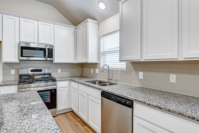 Building Photo - 8443 Red Shiner Wy
