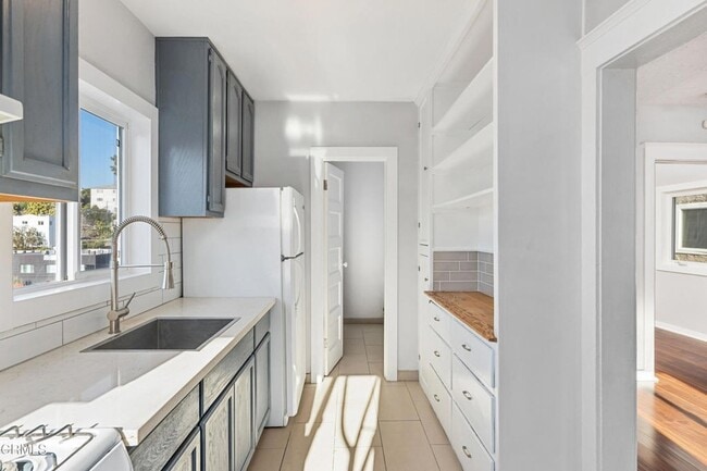 Building Photo - 1488 W Sunset Blvd