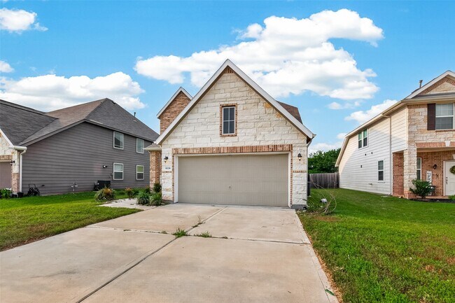 Building Photo - 6126 Prince Pl Dr