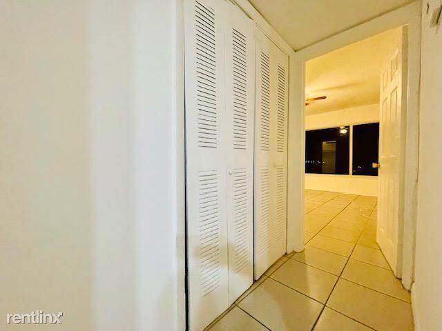 Building Photo - 3 br, 2 bath House - 1101 Crystal Lake Dr ...