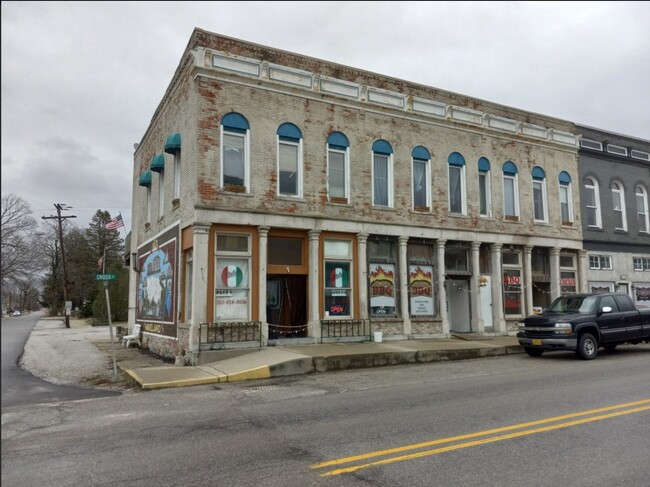 Primary Photo - 285-295 N Cross Street