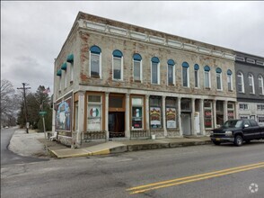 Building Photo - 285-295 N Cross Street