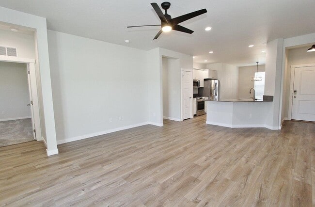 Building Photo - Single-Level Home in Quiet Neighborhood