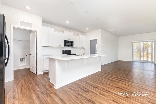 Building Photo - 3629 Cerelia Ln