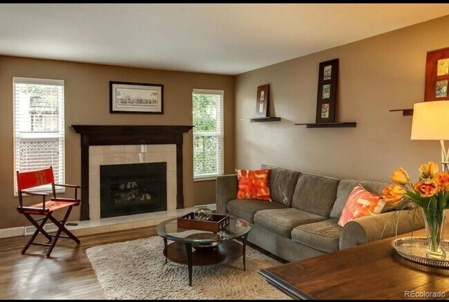 Building Photo - 5560 S Lansing Way
