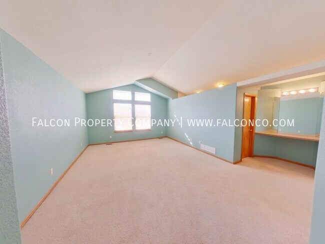 Building Photo - 4883 Jedediah Smith Rd