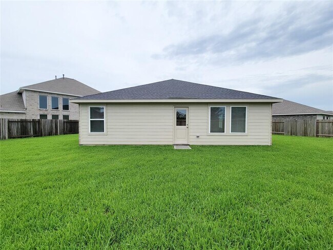 Building Photo - 6 Riverwood Circle Ct