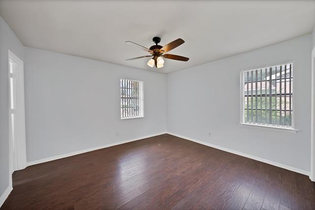 Building Photo - 715 Terryland Dr