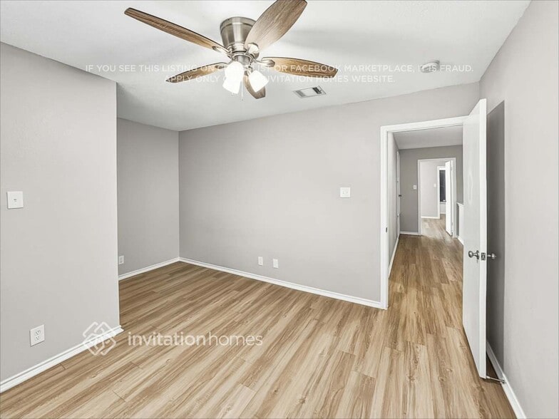 Building Photo - 1405 Comfort St
