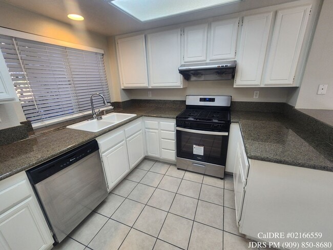 Building Photo - West Covina 3 Bedroom Condo