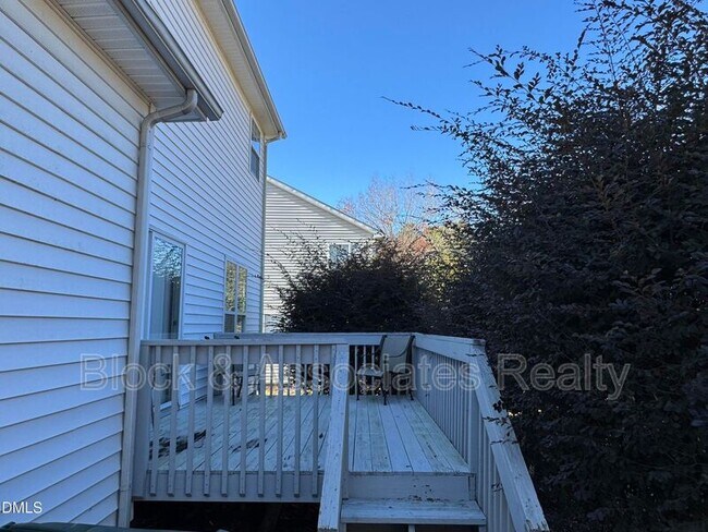 Building Photo - 3228 Forest Mill Cir