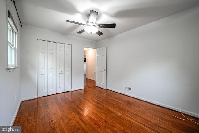 Building Photo - 3391 Bristol Ct