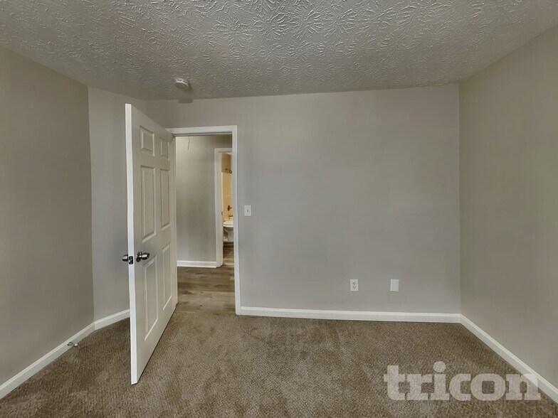 Building Photo - 2818 Appaloosa Run