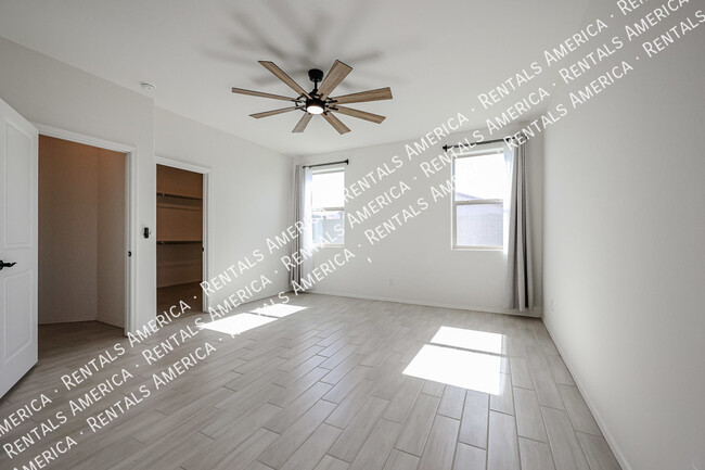 Building Photo - 3403 W Pollack St