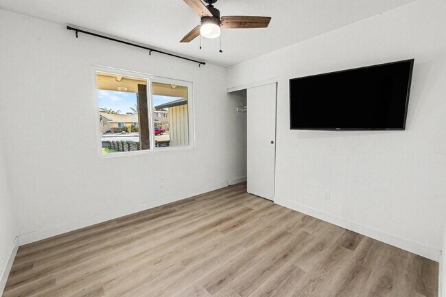 Building Photo - 201 Dorothy Ct