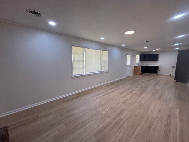 Building Photo - 2600 Clearpark Cove