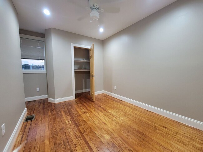 Building Photo - 3203 Guilford Ave